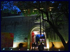 One of the gates to Yuexiu Park.